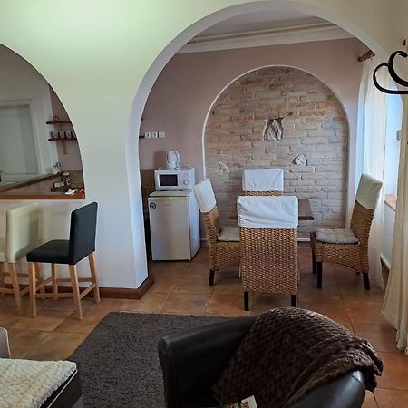 Apartman Romana Postorna Екстериор снимка